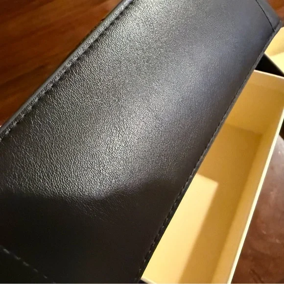 Jo Malone Pouch & Box - Picture 5 of 7